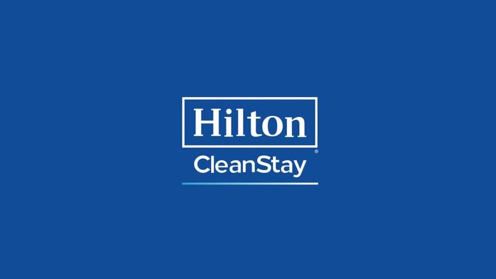 Hampton Inn & Suites Дентон Экстерьер фото