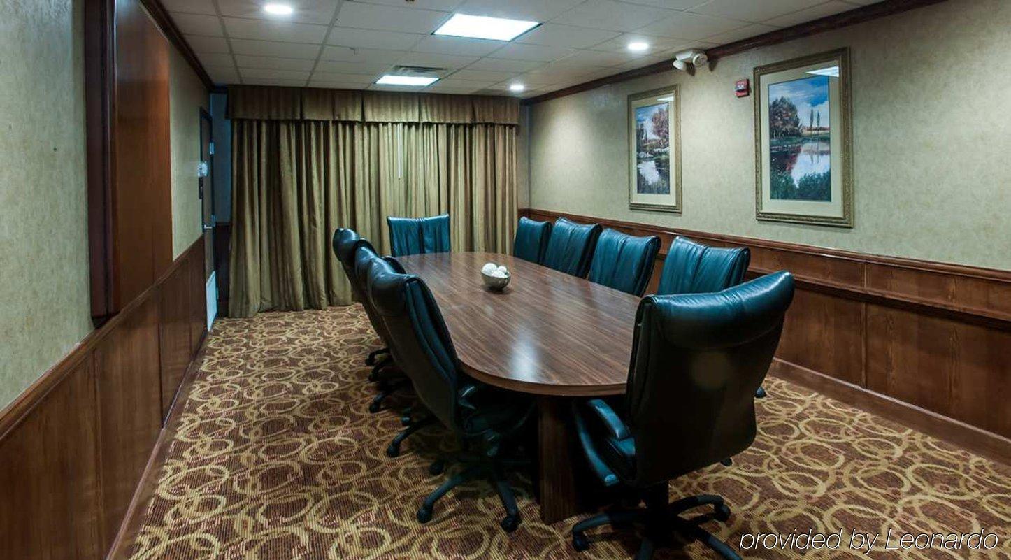 Hampton Inn & Suites Дентон Экстерьер фото